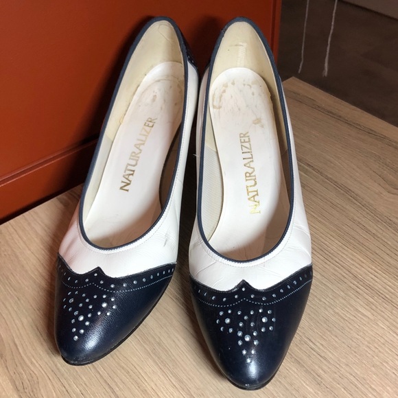 Navy and White Heels - Picture 2 of 5